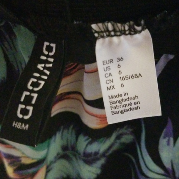 H&M skirt - Picture 2 of 2